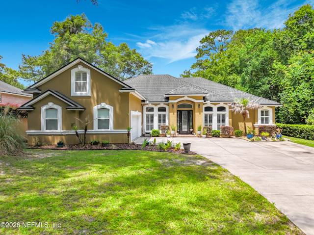 3732 CREEK HOLLOW