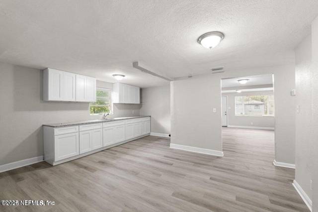 1630 W 34TH Street