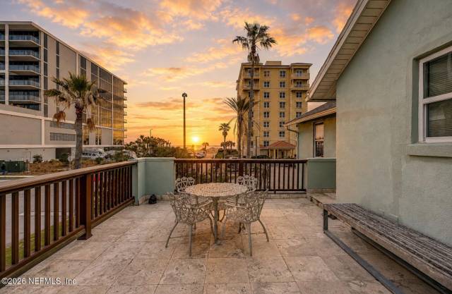 1510 1ST Street home for sale in Courtyards