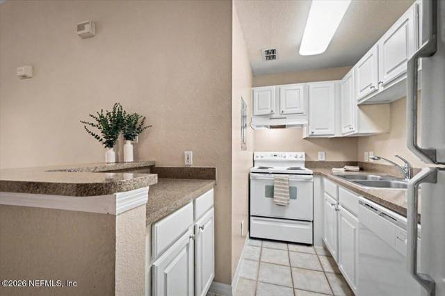 13703 RICHMOND PARK Drive #3310 home for sale in Bishops Court