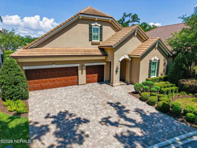 1363 HERITAGE MANOR Drive, Jacksonville 32207 home for sale