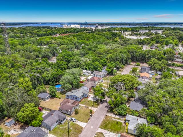 271 E 48TH Street home for sale in Edmondsons Main Stre