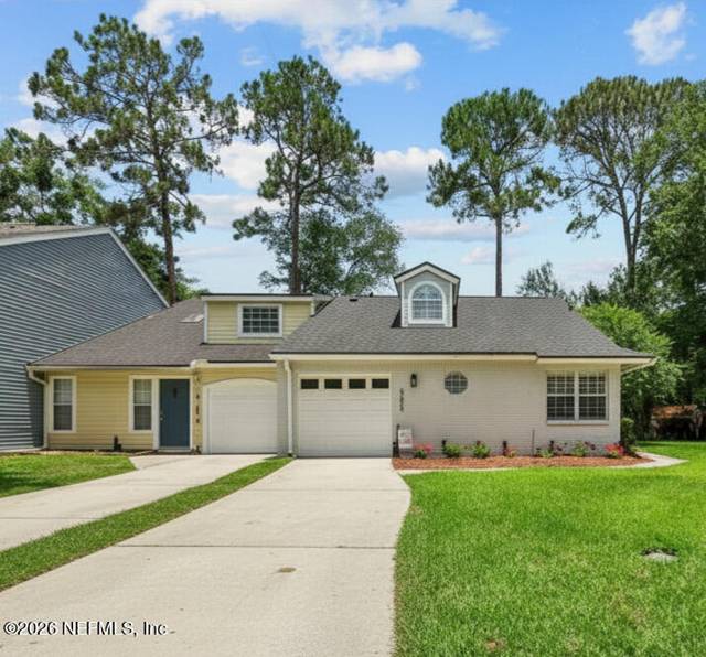 8203 DUNBARTON Court home for sale in Highland Lakes