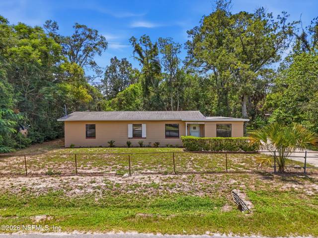 1648 STAFFORD Road home for sale in Lake Forest