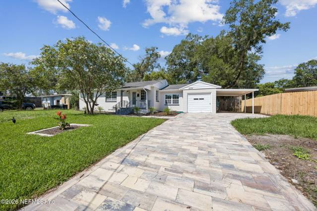 2436 ORMSBY Circle
