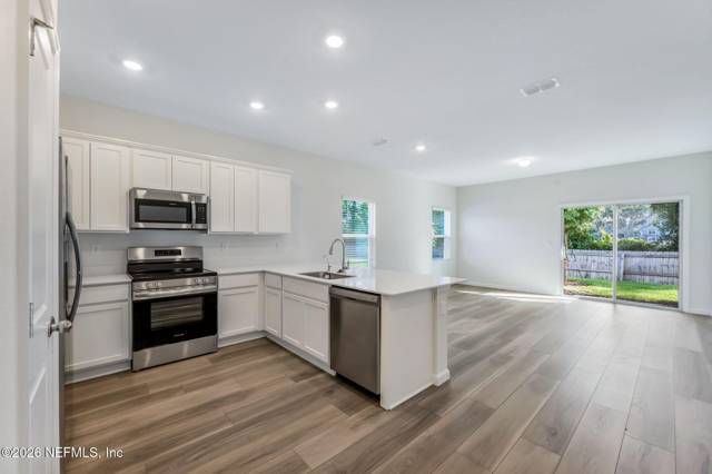 708 HOLLY LAKES Drive home for sale in Townhomes of Holly Cove