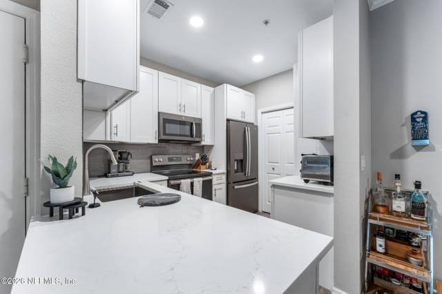 140 VERACRUZ Drive #626