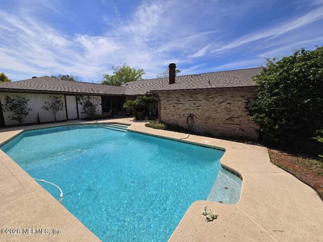 2885 CIRCLE RIDGE Drive home for sale in Foxridge