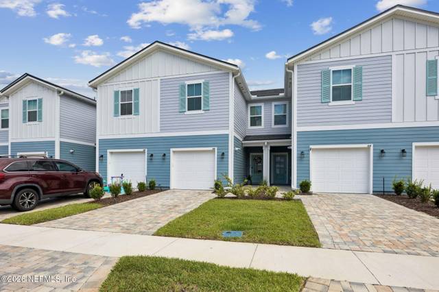 Brandon Lakes Townhomes