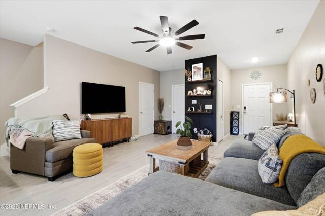 6893 GABLE GROVE Avenue home for sale in Hardwick Farms