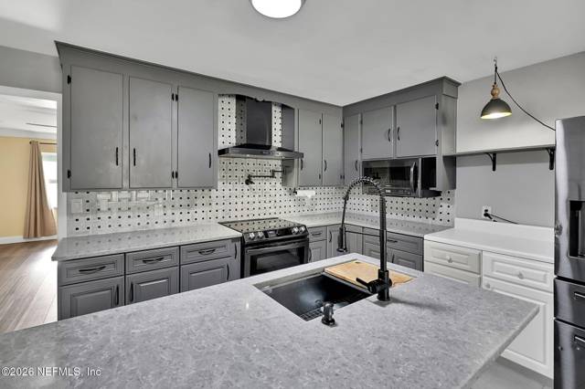 3915 ANVERS Boulevard home for sale in Cedar Hills Estates