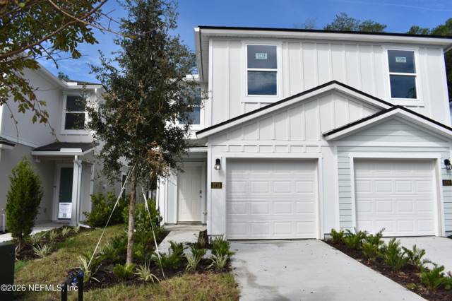 2718 IRON ROCK Court