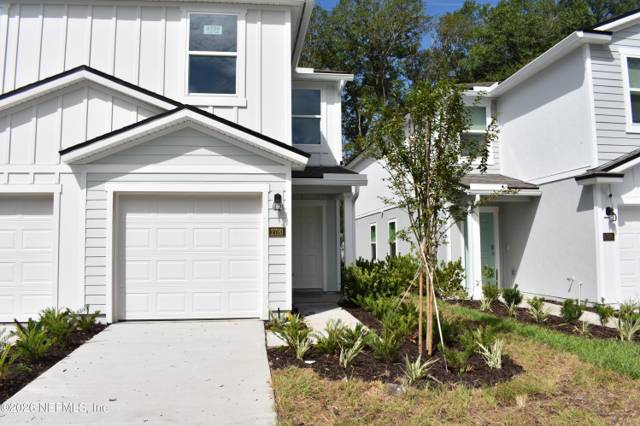 2720 IRON ROCK Court