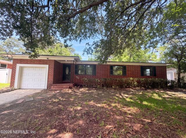 6309 PINE COVE Lane home for sale in Lake Lucina