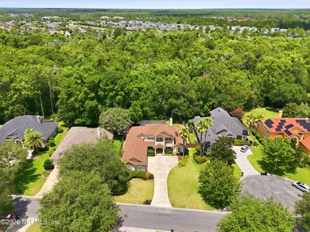 2342 W CLOVELLY Lane home for sale in South Hampton