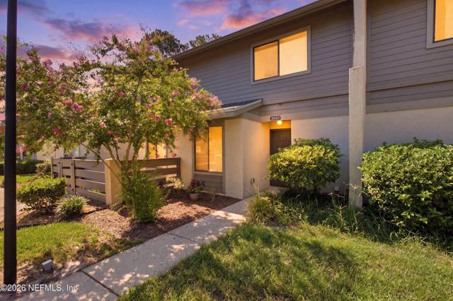 7623 BAYMEADOWS Circle #2022 home for sale in Village Green at Baymeadows