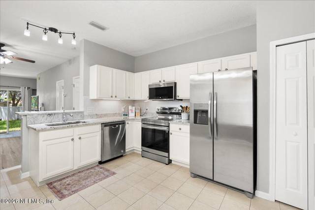 385 SCRUB JAY Drive