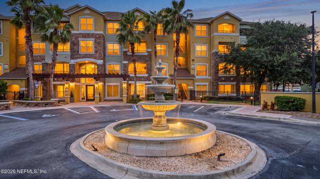 8539 GATE Parkway #9220 home for sale in Villa Medici