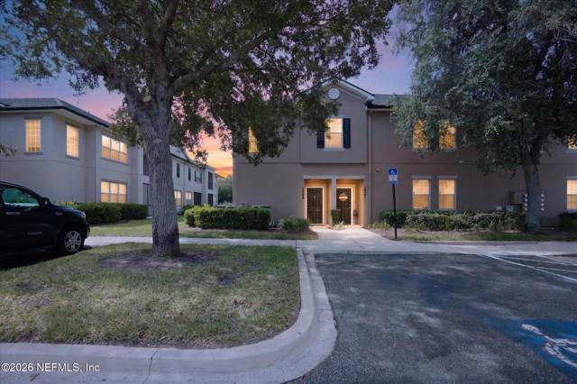 12301 KERNAN FOREST Boulevard #2402 home for sale in Hammock Grove