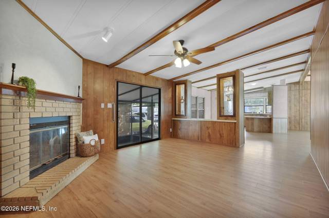 7633 PLUMWOOD Drive