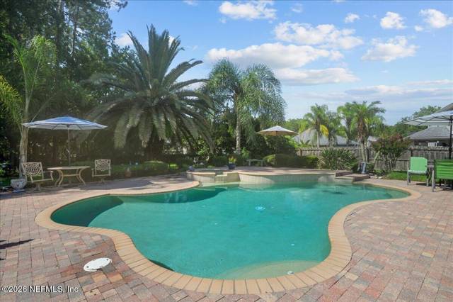 317 HAMMOCK GROVE Court