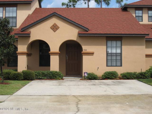 330 REDWOOD Lane