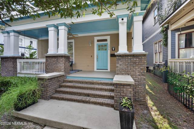 1224 N MARKET Street home for sale in Springfield