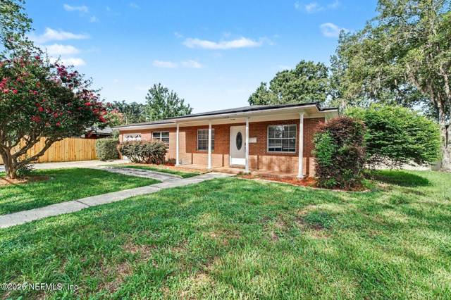 1456 DANBURY Road