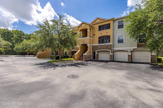 8539 GATE Parkway #1537 home for sale in Villa Medici