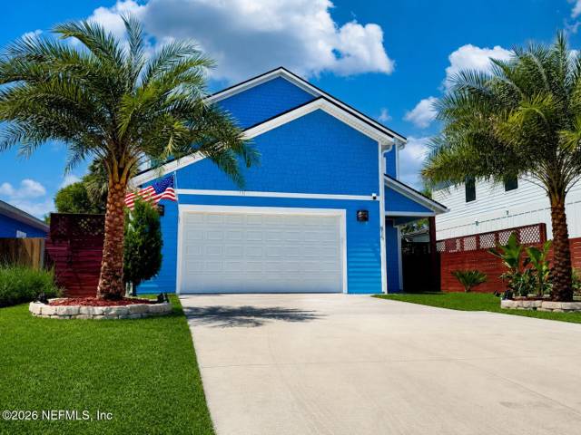815 S 11TH Avenue home for sale in Oceanside Park