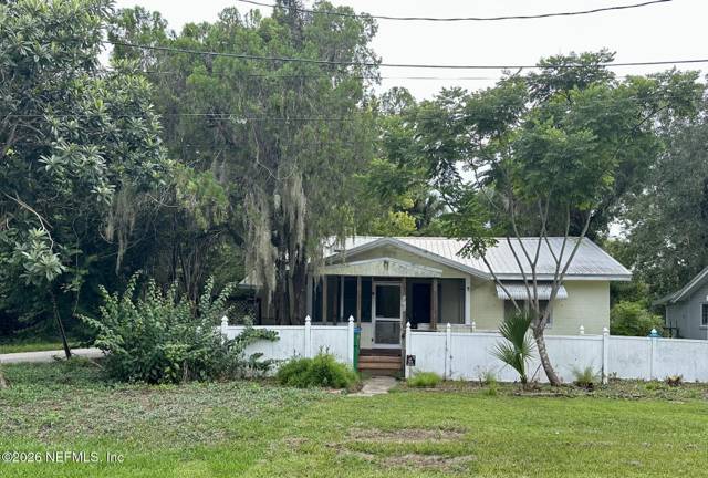 414 CHESTNUT Street, home for sale in Crescent City