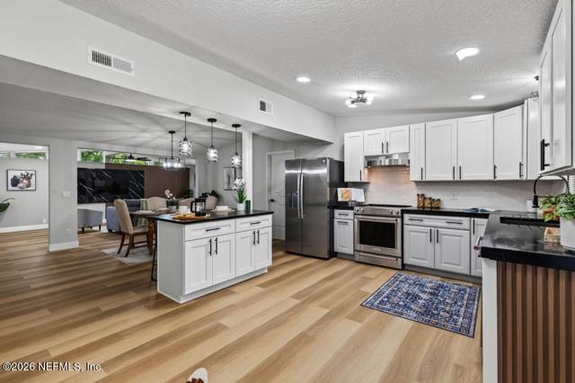 11534 INEZ Drive home for sale in San Mateo