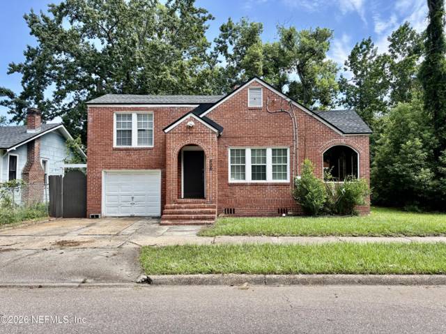505 IVY Street home for sale in Brentwood