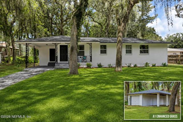 3055 OAK Road home for sale in Doctors Lake Estates