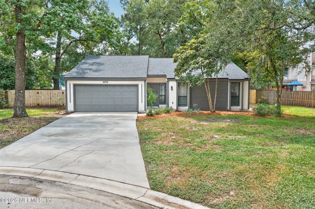 4832 WALLINGFORD Place