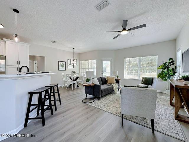 1725 FOREST LAKE Circle #3
