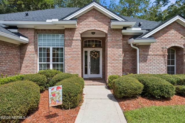812 WESTMINSTER Drive home for sale in Orange Park South