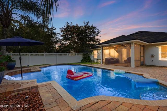 616 E TROPICAL Trace