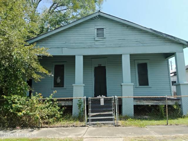 1411 WILCOX Street