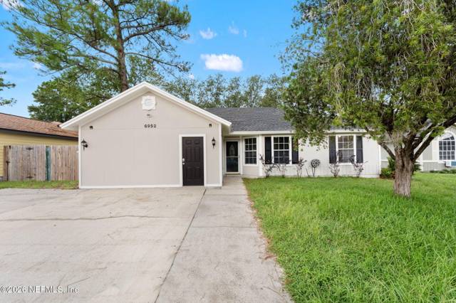 6952 HUNTINGTON WOODS Circle home for sale in Huntington Woods