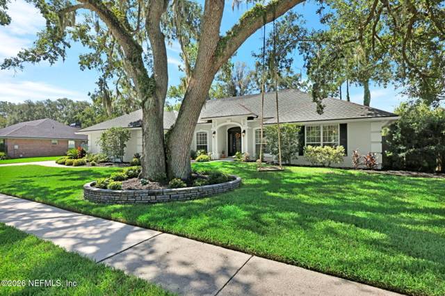 1875 PLANTATION OAKS Drive