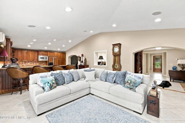3615 VIA DE LA REINA, Jacksonville 32217 home for sale