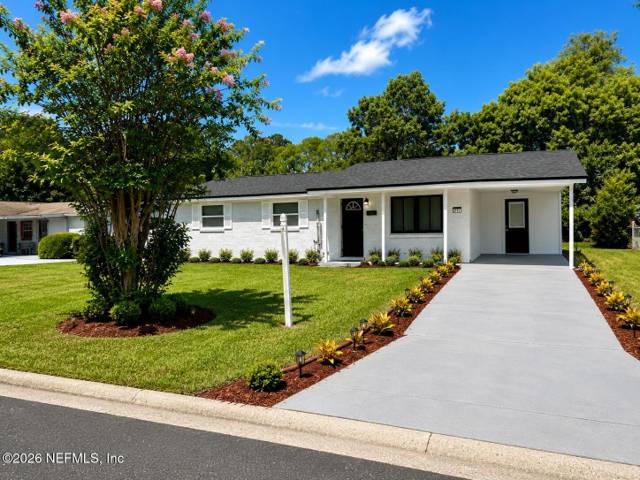 2115 BURGOYNE Drive