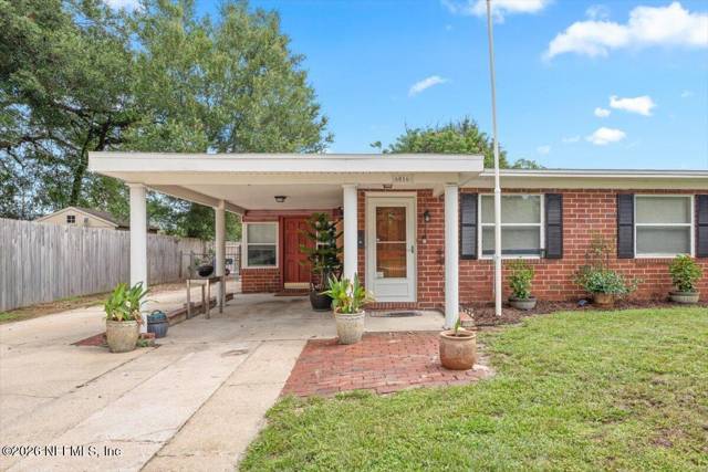 6016 HOLLY BAY Court home for sale in Lake Lucina