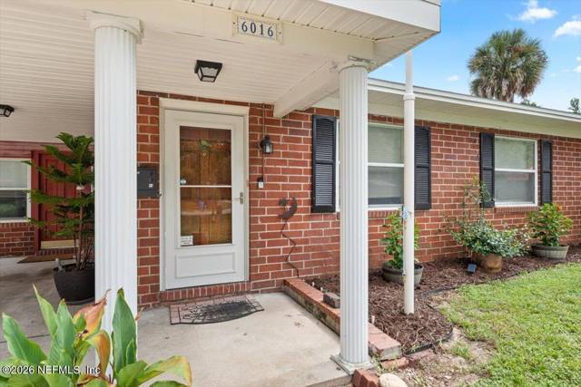 6016 HOLLY BAY Court home for sale in Lake Lucina