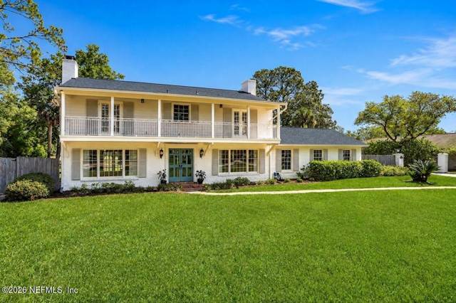 8239 HOLLYRIDGE Road home for sale in Deerwood Country Club
