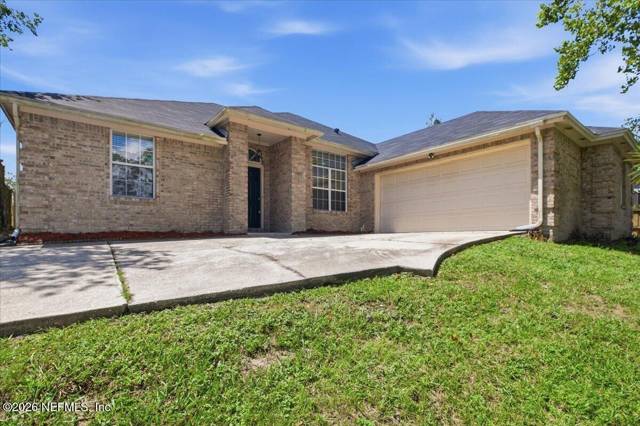 1000 MARBLERIDGE Drive home for sale in Foxridge