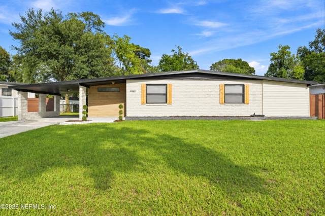 6662 BLACKWOOD Drive home for sale in Lake Lucina