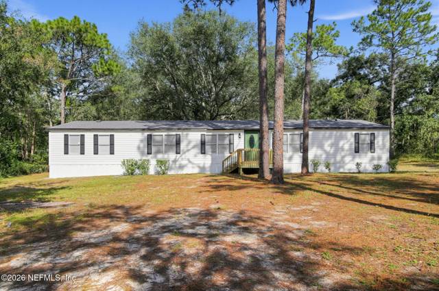 124 HOUR GLASS Circle, home for sale in Hawthorne