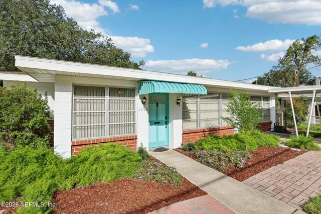 2344 BAYVIEW Road